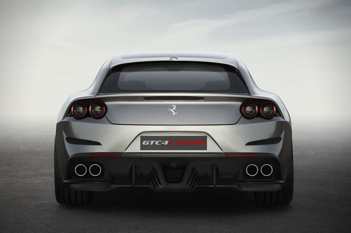Будущее в лице Ferrari GTC4 Lusso Будущее в лице Ferrari GTC4 Lusso