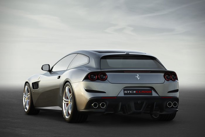 Будущее в лице Ferrari GTC4 Lusso Будущее в лице Ferrari GTC4 Lusso