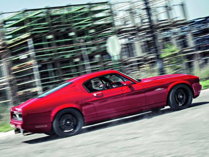 Cтарый Mustang по новому Equus Bass 770 Cтарый Mustang по новому Equus Bass 770