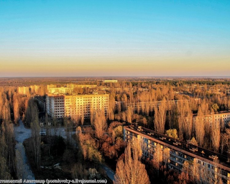 Припять с высоты 16 этажа Припять с высоты 16 этажа