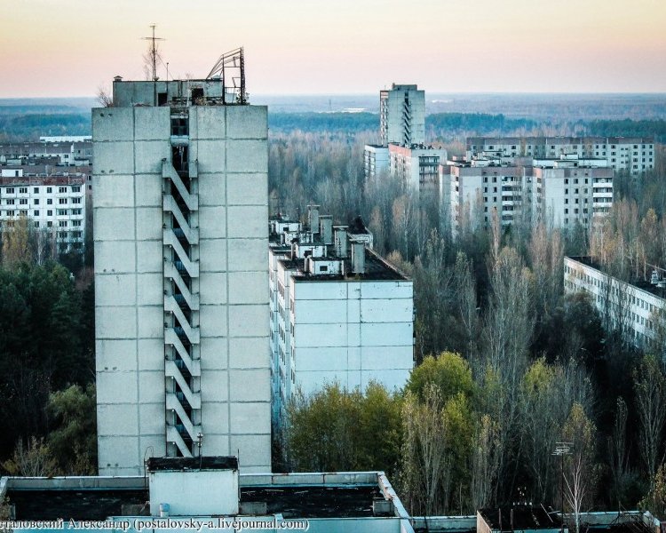 Припять с высоты 16 этажа Припять с высоты 16 этажа