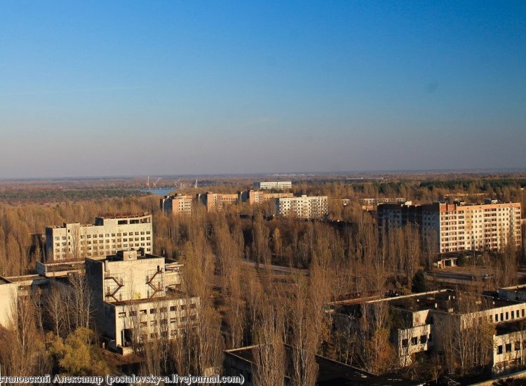 Припять с высоты 16 этажа Припять с высоты 16 этажа