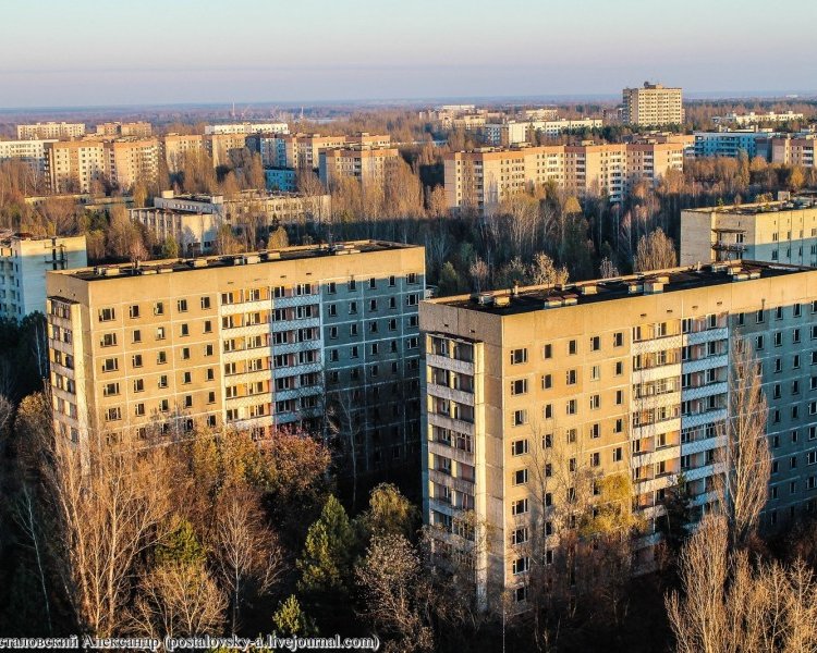 Припять с высоты 16 этажа Припять с высоты 16 этажа