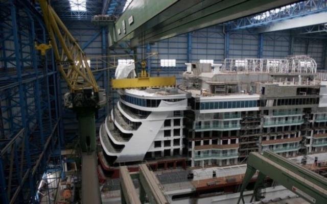 Строительство круизного лайнера на норвежской верфи Строительство круизного лайнера на норвежской верфи