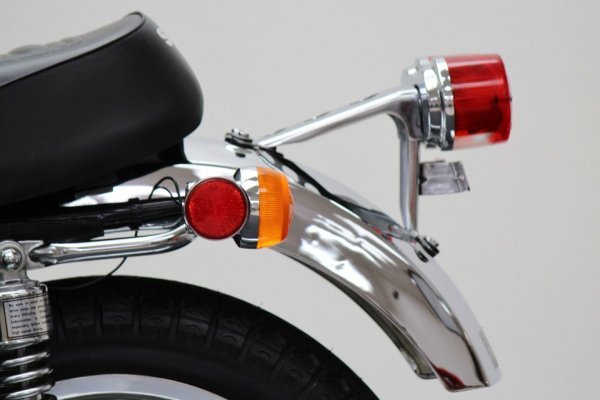 Капсула времени: новый роторный мотоцикл Suzuki RE5 1976-го года. Капсула времени: новый роторный мотоцикл Suzuki RE5 1976-го года.