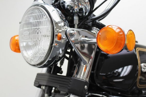 Капсула времени: новый роторный мотоцикл Suzuki RE5 1976-го года. Капсула времени: новый роторный мотоцикл Suzuki RE5 1976-го года.