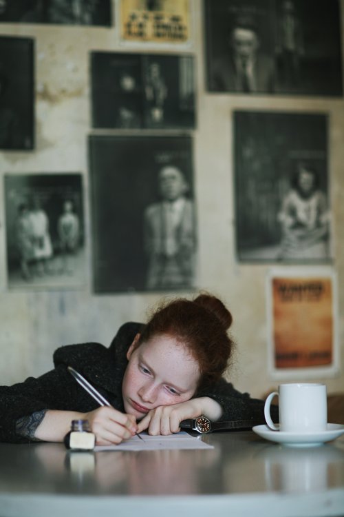 «12 месяцев её жизни» – душевный фотопроект Lena Kap «12 месяцев её жизни» – душевный фотопроект Lena Kap