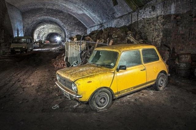 Заброшенный железнодорожный тоннель в Ливерпуле (23 фото) Заброшенный железнодорожный тоннель в Ливерпуле (23 фото)