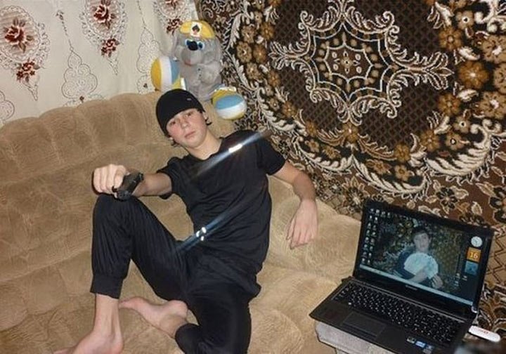 Ковровый гламур: фотоподборка жгучих фото на фоне ковров Ковровый гламур: фотоподборка жгучих фото на фоне ковров