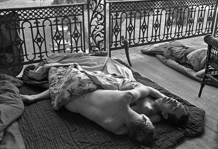 Теперь я видел всё: байкеры-геи 1960-х годов Теперь я видел всё: байкеры-геи 1960-х годов