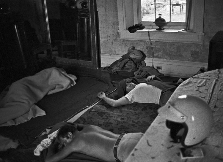 Теперь я видел всё: байкеры-геи 1960-х годов Теперь я видел всё: байкеры-геи 1960-х годов