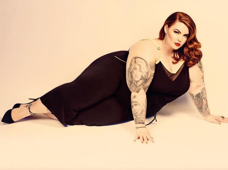 Беременная 155-килограммовая модель plus-size показала фото в бикини Беременная 155-килограммовая модель plus-size показала фото в бикини
