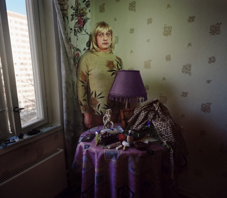 Другие: фотопроект о жизни российских трансвеститов Другие: фотопроект о жизни российских трансвеститов