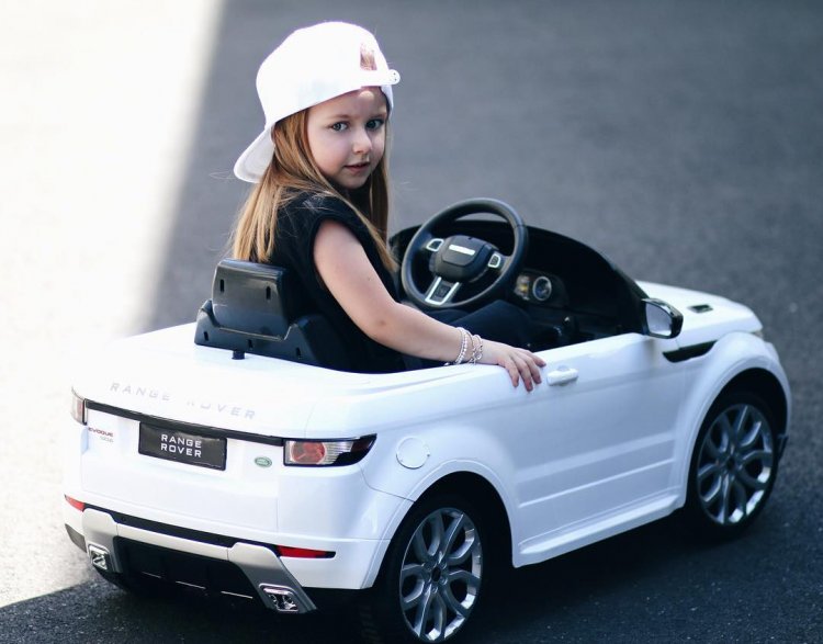 5-летняя звезда Instagram 5-летняя звезда Instagram