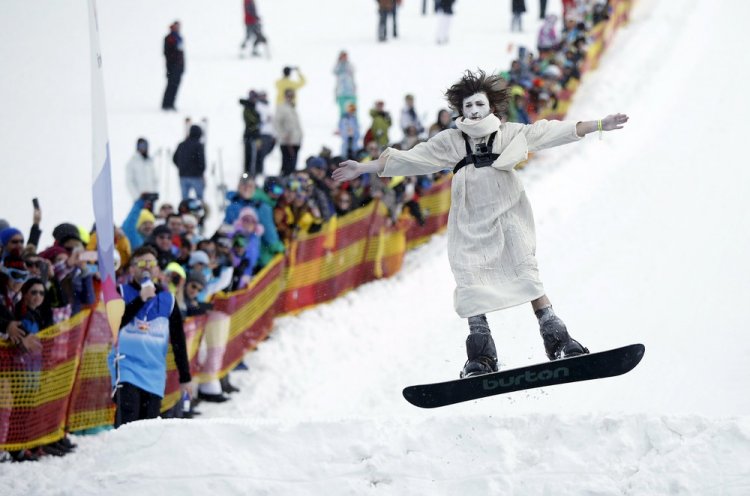 Red Bull Jump and Freeze Competition в Грузии Red Bull Jump and Freeze Competition в Грузии