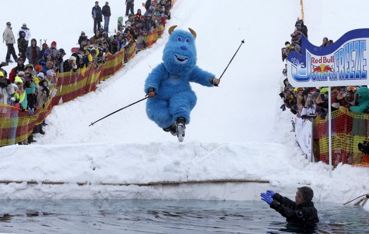 Red Bull Jump and Freeze Competition в Грузии Red Bull Jump and Freeze Competition в Грузии