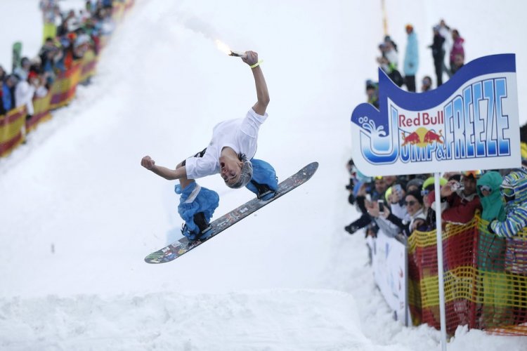 Red Bull Jump and Freeze Competition в Грузии Red Bull Jump and Freeze Competition в Грузии