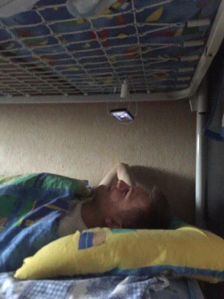 Самые лучшие годы студенческой жизни - это жизнь в студенческой общаге!!! Самые лучшие годы студенческой жизни - это жизнь в студенческой общаге!!!