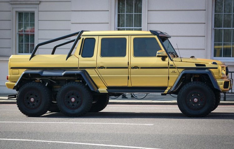 Миллиардер из Саудовской Аравии приехал в Лондон с персональным автопарком Миллиардер из Саудовской Аравии приехал в Лондон с персональным автопарком