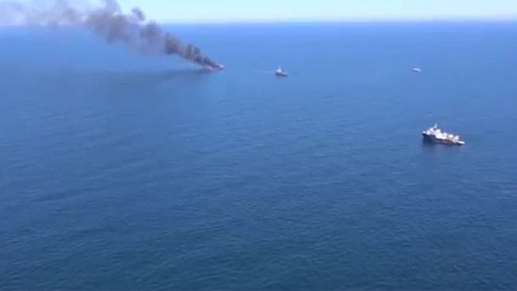Пожар на российском танкере в Каспийском море Пожар на российском танкере в Каспийском море