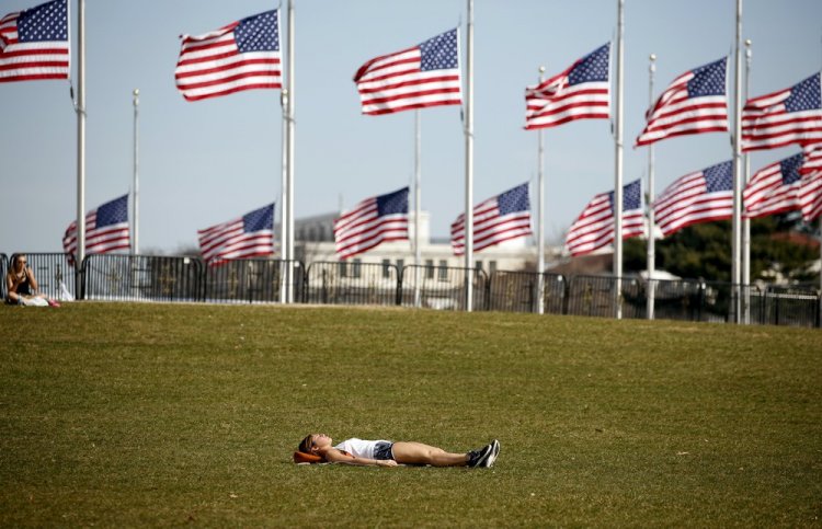 Кадры повседневной жизни в США Кадры повседневной жизни в США