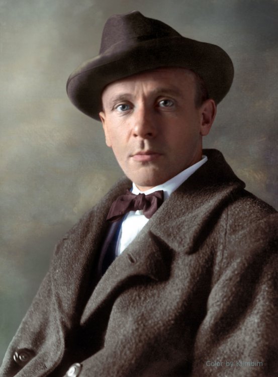 Раскрашенные исторические фотографии о русских людях (1900-1965) Раскрашенные исторические фотографии о русских людях (1900-1965)