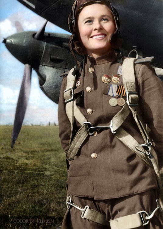 Раскрашенные исторические фотографии о русских людях (1900-1965) Раскрашенные исторические фотографии о русских людях (1900-1965)