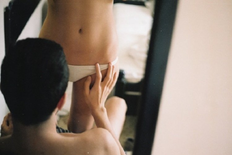 На грани дозволенного... 18+ интимных снимков, полных человеческих чувств На грани дозволенного... 18+ интимных снимков, полных человеческих чувств