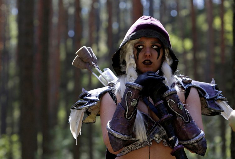 Поклонники “World of Warcraft” собрались в чешском лесу Поклонники “World of Warcraft” собрались в чешском лесу