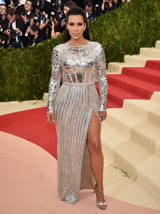 Худшие наряды звезд на Met Gala 2016 Худшие наряды звезд на Met Gala 2016