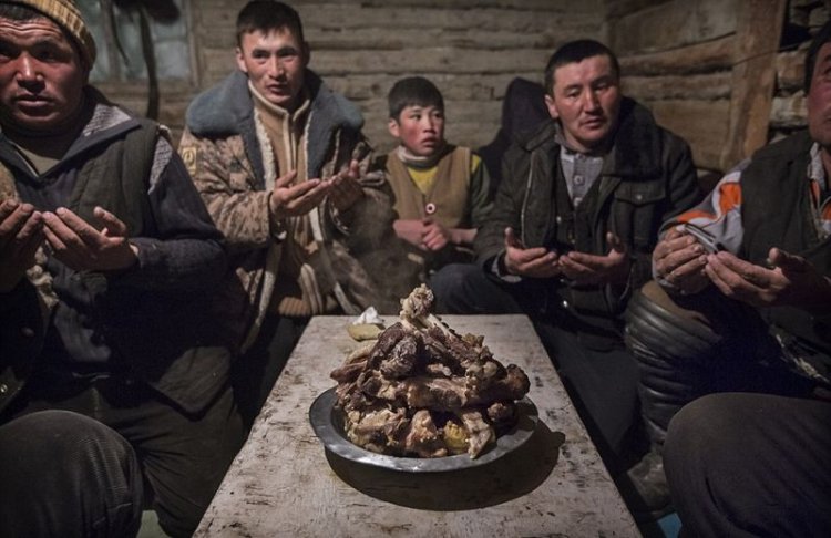Весеннее переселение казахов в 40-градусный мороз Весеннее переселение казахов в 40-градусный мороз