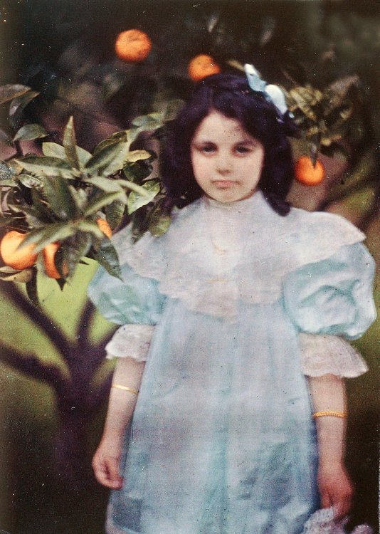 Цветные фотографии начала 1900-х годов Цветные фотографии начала 1900-х годов