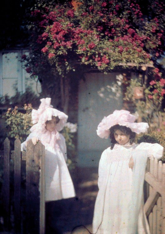 Цветные фотографии начала 1900-х годов Цветные фотографии начала 1900-х годов
