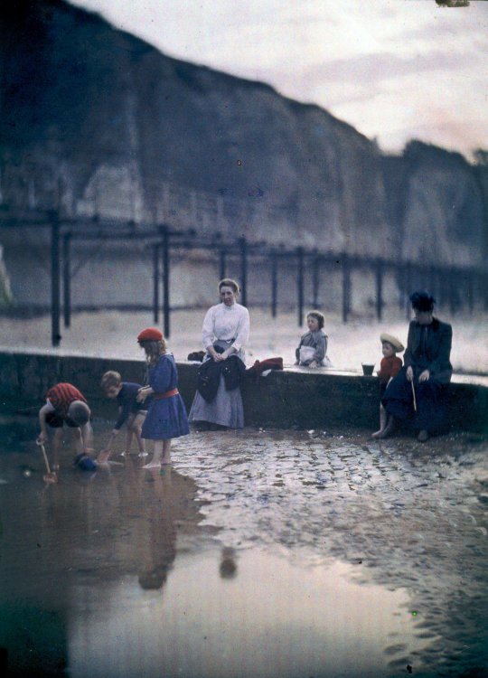 Цветные фотографии начала 1900-х годов Цветные фотографии начала 1900-х годов