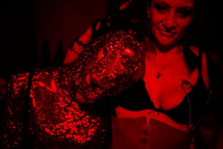 Петербургские БДСМ-сообщества (18+) Петербургские БДСМ-сообщества (18+)