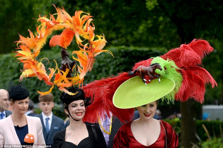 Гламурные наряды в Дамский день на Royal Ascot Гламурные наряды в Дамский день на Royal Ascot