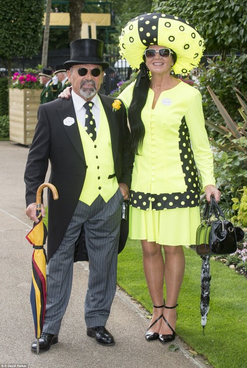 Гламурные наряды в Дамский день на Royal Ascot Гламурные наряды в Дамский день на Royal Ascot