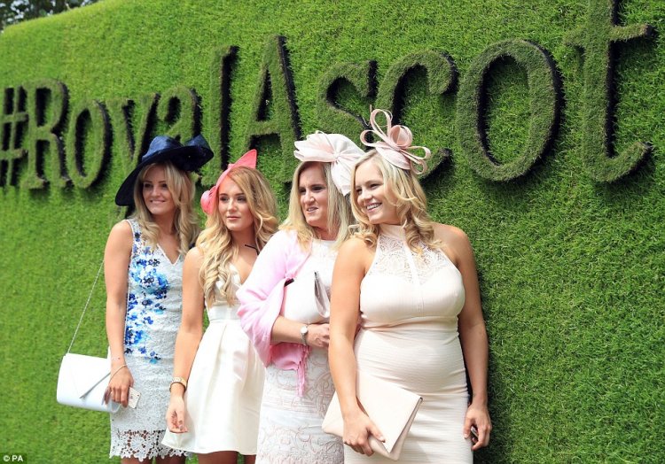 Гламурные наряды в Дамский день на Royal Ascot Гламурные наряды в Дамский день на Royal Ascot