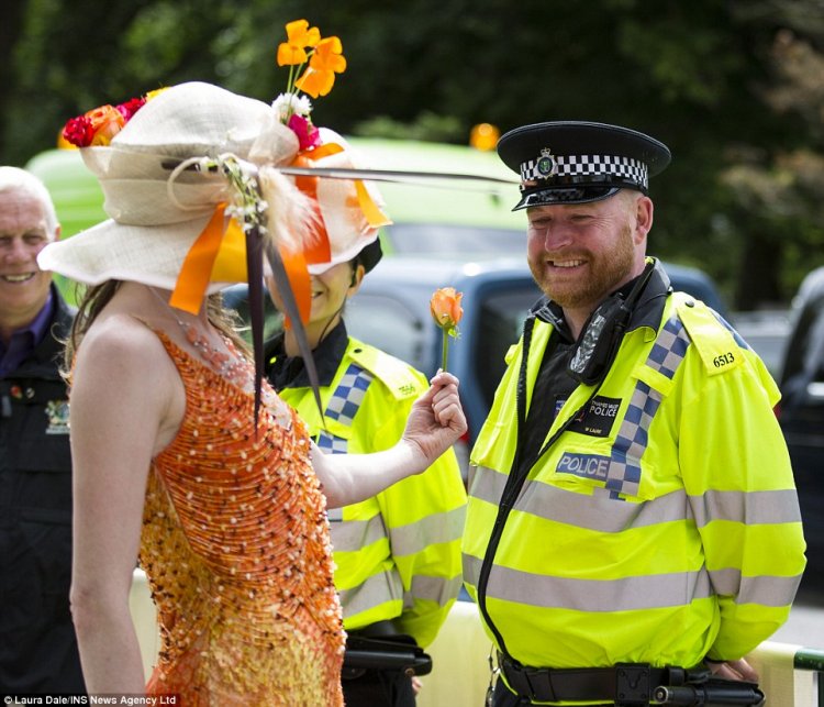Гламурные наряды в Дамский день на Royal Ascot Гламурные наряды в Дамский день на Royal Ascot
