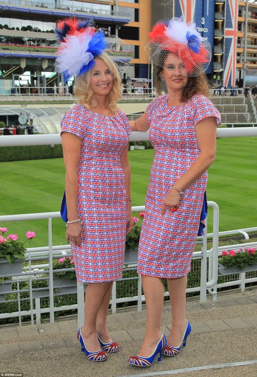 Гламурные наряды в Дамский день на Royal Ascot Гламурные наряды в Дамский день на Royal Ascot