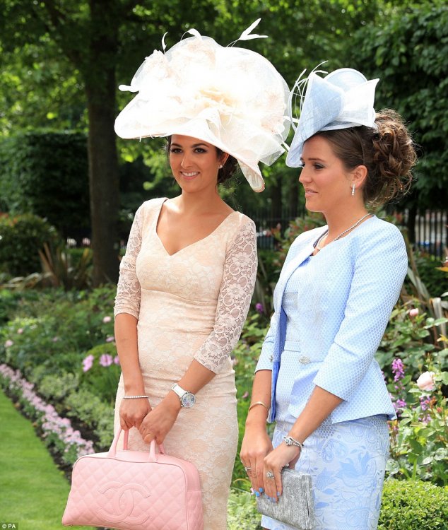 Гламурные наряды в Дамский день на Royal Ascot Гламурные наряды в Дамский день на Royal Ascot