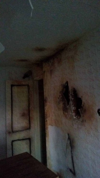 Жуткие интерьеры заброшенного дуплекса Жуткие интерьеры заброшенного дуплекса