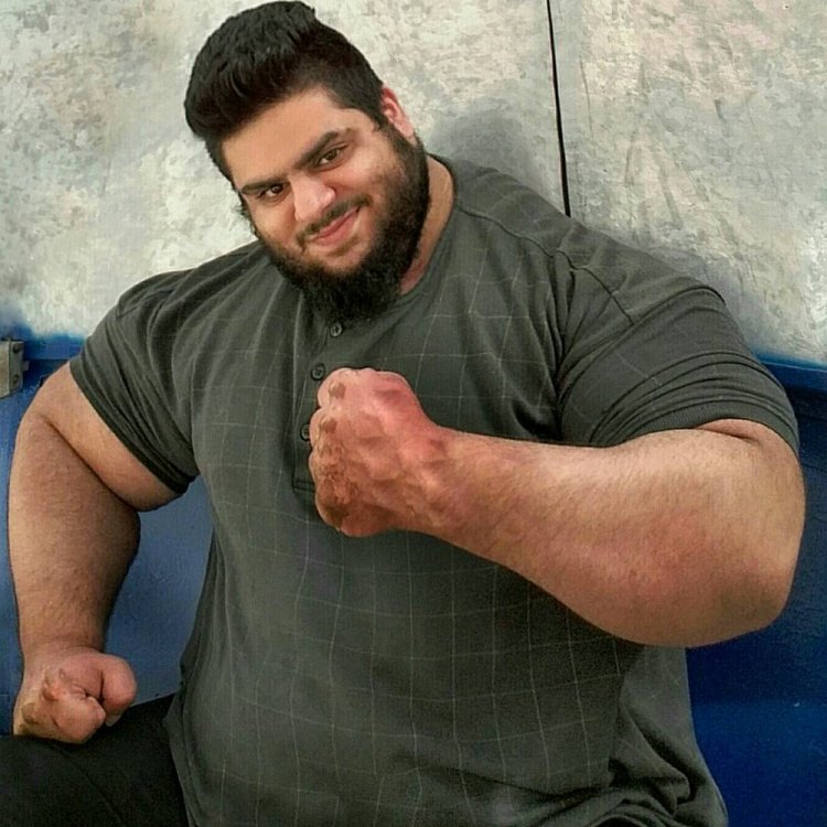 24-летний Халк из Ирана 24-летний Халк из Ирана