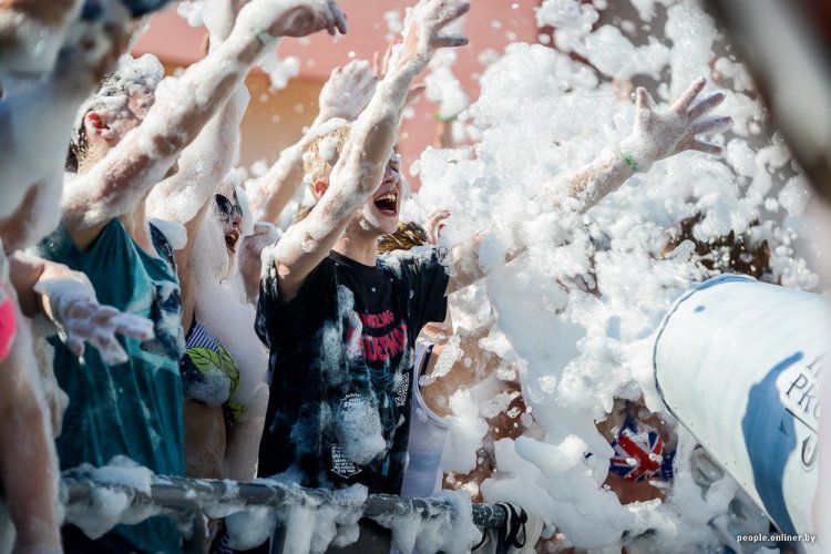 Пенный open air «Новое лето» в Минске Пенный open air «Новое лето» в Минске