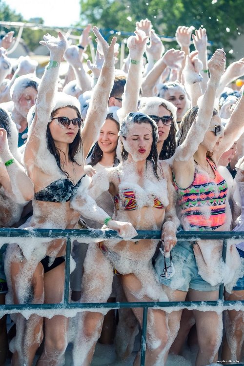 Пенный open air «Новое лето» в Минске Пенный open air «Новое лето» в Минске