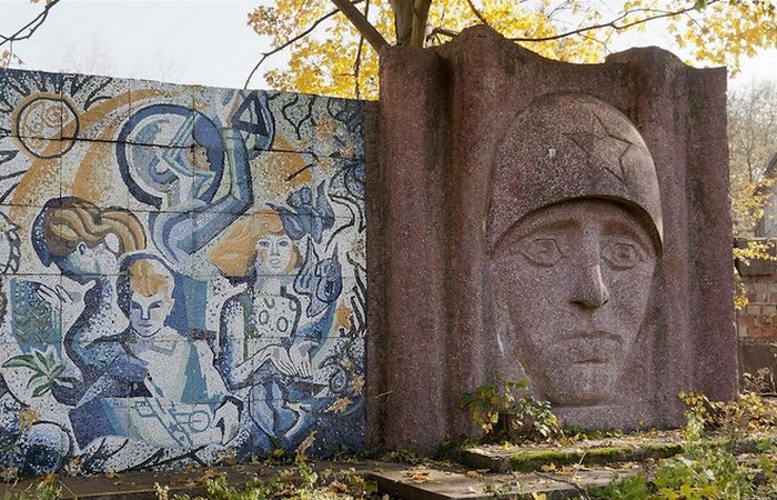 Художественное наследие советского агитпрома в Германии Художественное наследие советского агитпрома в Германии
