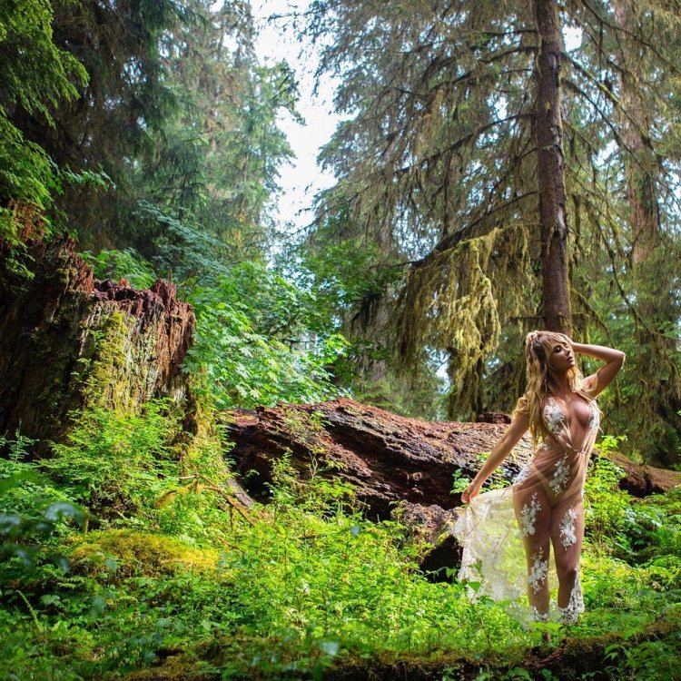 Горячие снимки Сары Андервуд из Instagram Горячие снимки Сары Андервуд из Instagram