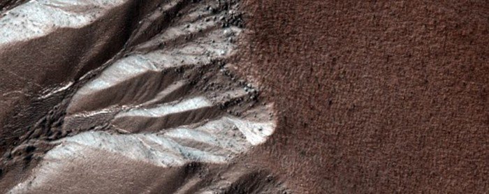 NASA опубликовало новые захватывающие снимки Марса, и вот — лучшие из них NASA опубликовало новые захватывающие снимки Марса, и вот — лучшие из них