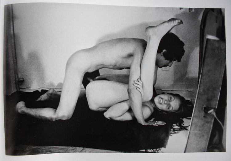 Секс, наркотики и молодость: неоднозначные фотографии Ларри Кларка (18+) Секс, наркотики и молодость: неоднозначные фотографии Ларри Кларка (18+)