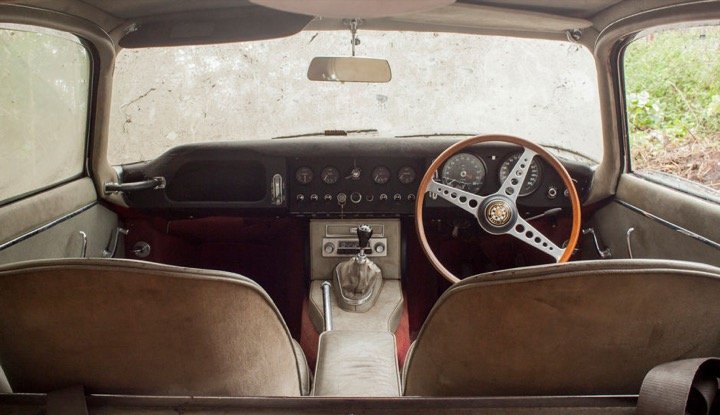 Клад в старом гараже: 1964 Jaguar E-Type Клад в старом гараже: 1964 Jaguar E-Type